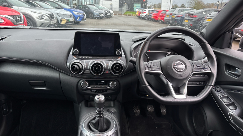 Nissan Juke 1.0 DiG-T 114 N-Connecta 5dr Petrol Hatchback